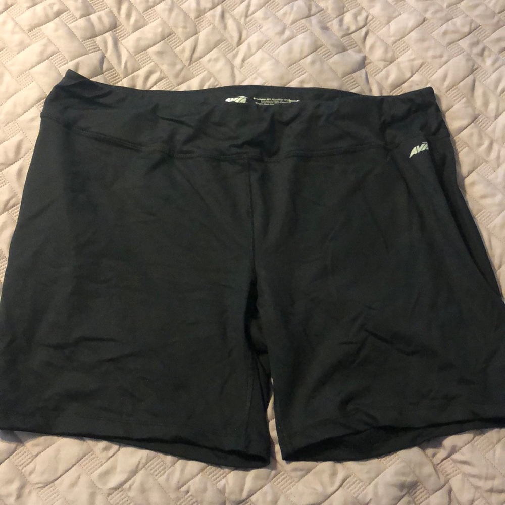Black Avis bike shorts Size XXL